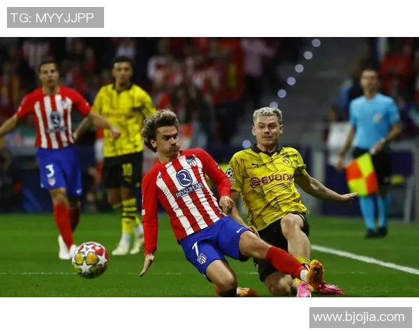 2014年欧冠经典对决巴萨与巴黎的精彩录像回顾与分析